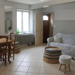  Hébergement de vacances Fleurs De Gamay Au Coeur Du Beaujolais